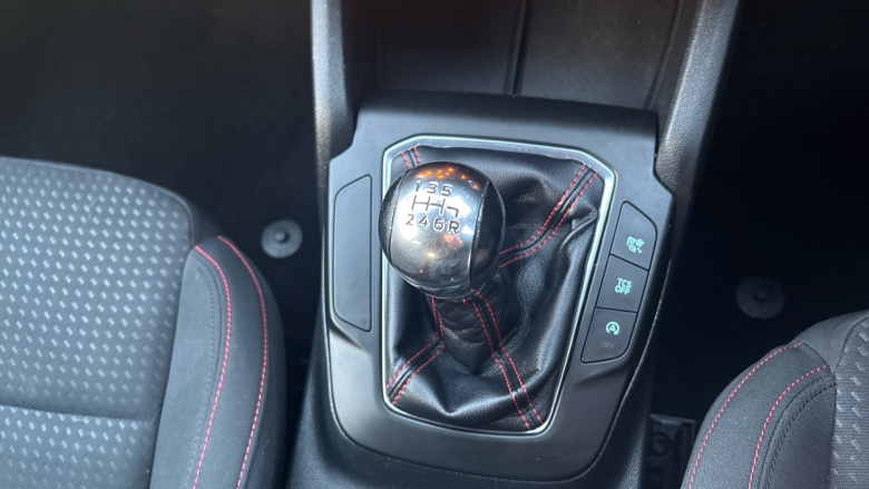 Ford Focus 1.0 EcoBoost 125 ST-Line 5dr Petrol Hatchback